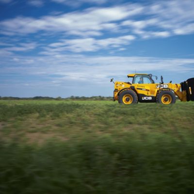 560-80+AGRIPRO+-+Roading+shot+